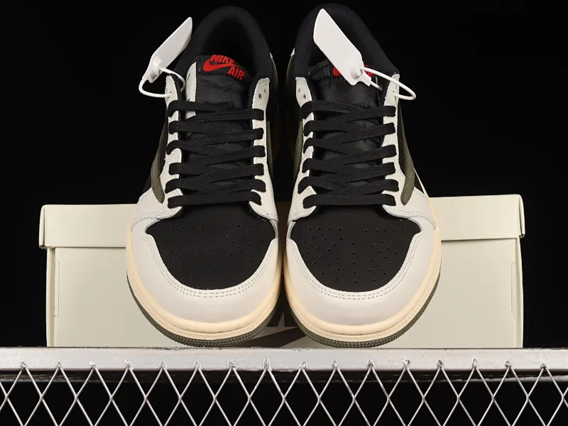 All categories Air Jordan Jordan series basketball shoes Air Jordan 1 Low Travis Scott x Air Jordan 1 Low OG AJ1 Joe 1 joint overhead hook DZ4137-106